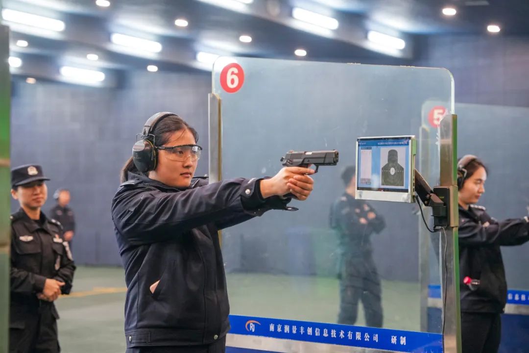 "热辣滚烫她力量 巾帼风采绽芳华"上虞公安举行庆祝"三八"妇女节系列