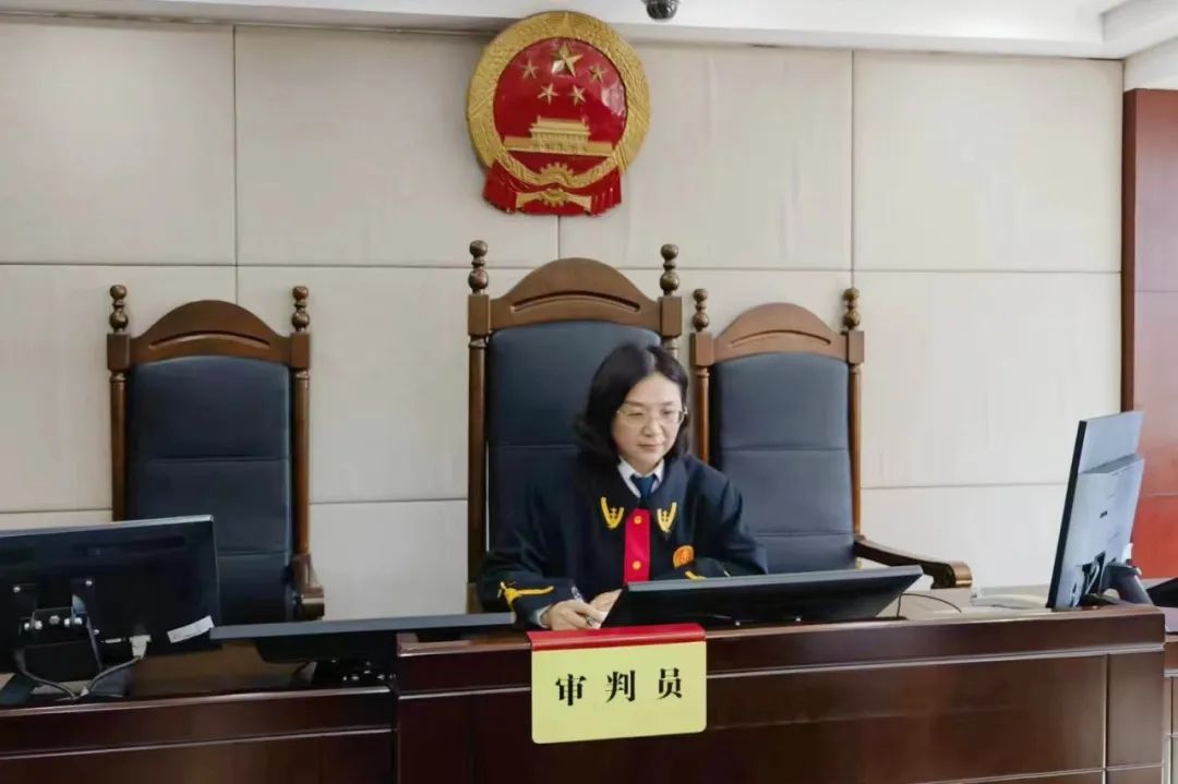 李晓晴一枝独秀不是春百花齐放春满园