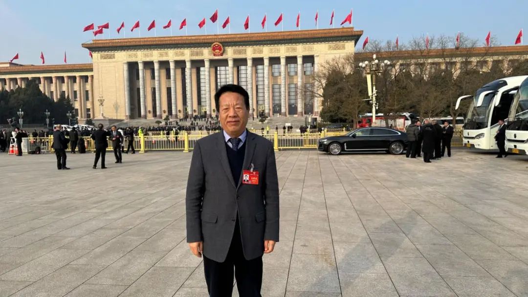 复旦大学数学科学学院教授郭坤宇围绕加强基础学科拔尖创新人才培养