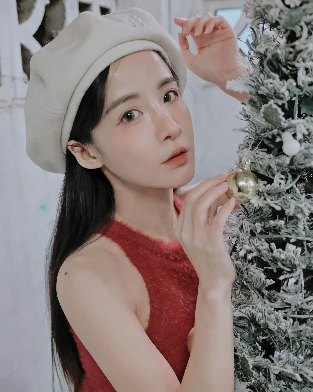 知名歌手阿沁妻子涉毒被抓,连夜鞠躬道歉!