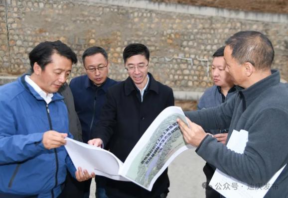 罗朝峰到香格里拉产业园区调研时强调 坚持问题导向 强化要素保障