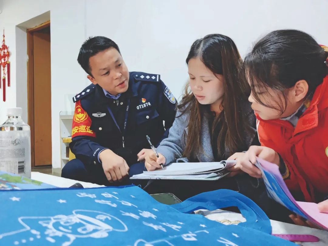 用脚步丈量民意 以服务温暖民心——记江西省赣州市