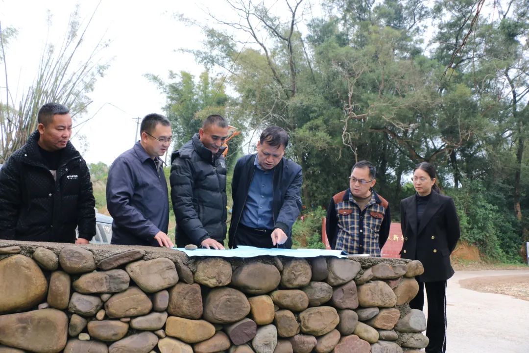 吴孝斌到象州县调研乡村振兴工作