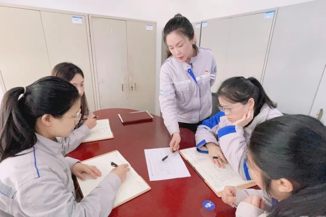 珠城巾帼榜样力量广西三八红旗手风采展播四广西广投北海发电有限公司