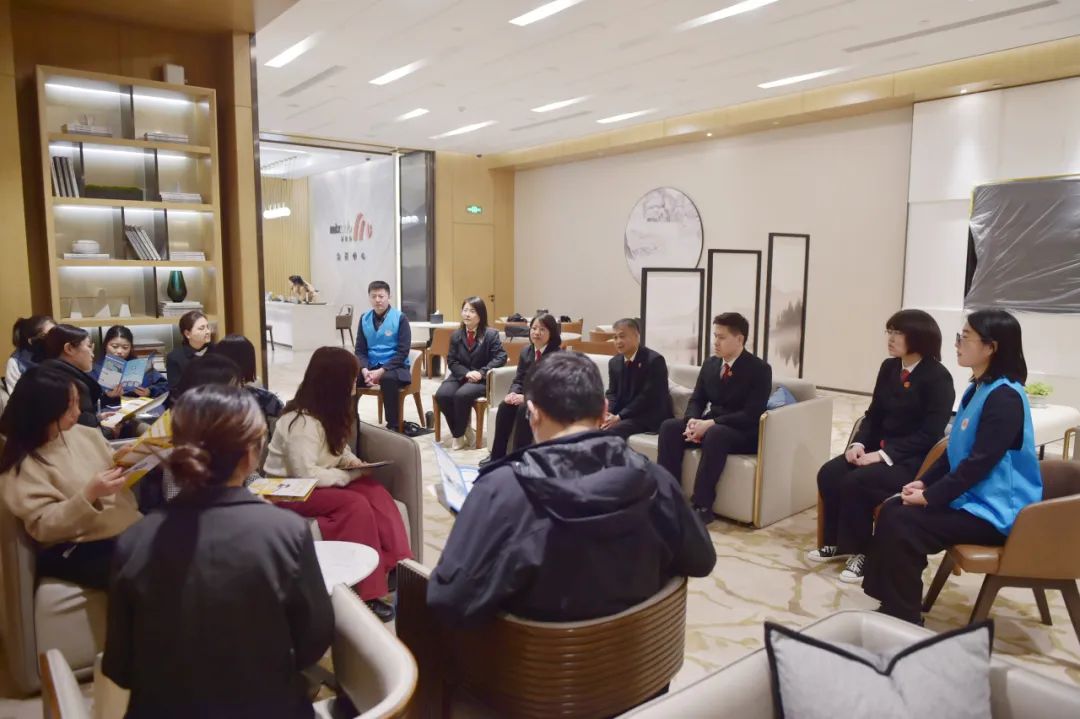 兰山法院开展315普法宣传活动