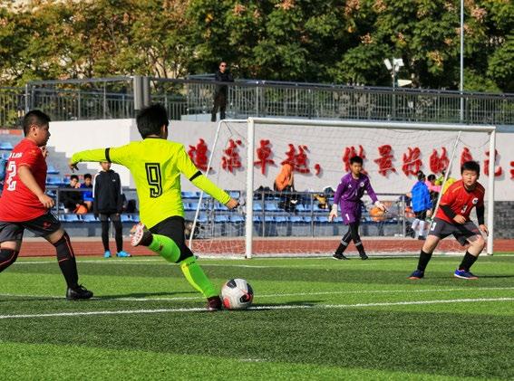 科技教育:二中的发展规划明确,以科技教育为学校的发展特色之一,走