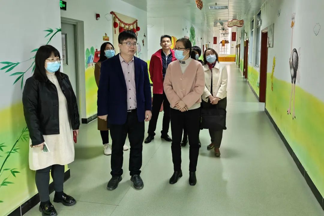点亮星星 与爱同行 | 云浮市妇联到市残疾人康复中心调研交流关爱孤独症儿童家庭工作_澎湃号·政务_澎湃新闻-The Paper