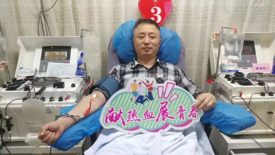 地,配送物资,抗洪抢险,转移受灾群众,和团队一起救助受灾群众15003户