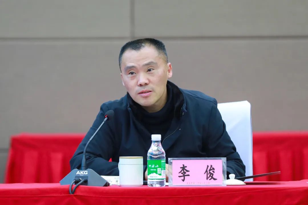 西南政法大学李俊副教授张晓君教授结合国际法学院的研究方向,建议:一