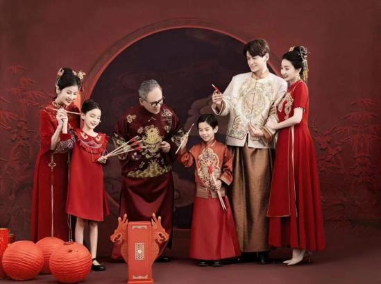 礼遇最美宜都市最美家庭全家福免费拍