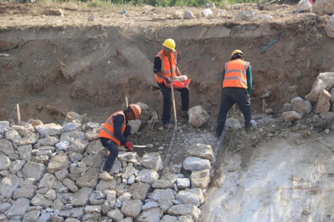 从北庙水库人工湖拦水坝开始,鱼洞寺为终点,全长30公里.