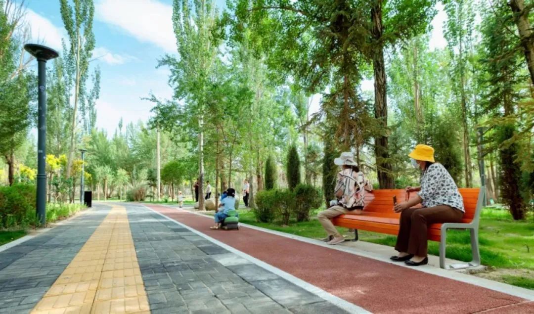 【深入学习贯彻两会精神】格尔木:以行动之实绘城市之美_澎湃号·政务