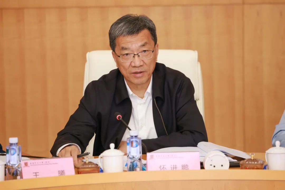 教育部党组书记,部长怀进鹏,教育部党组成员,副部长陈杰在广东省委