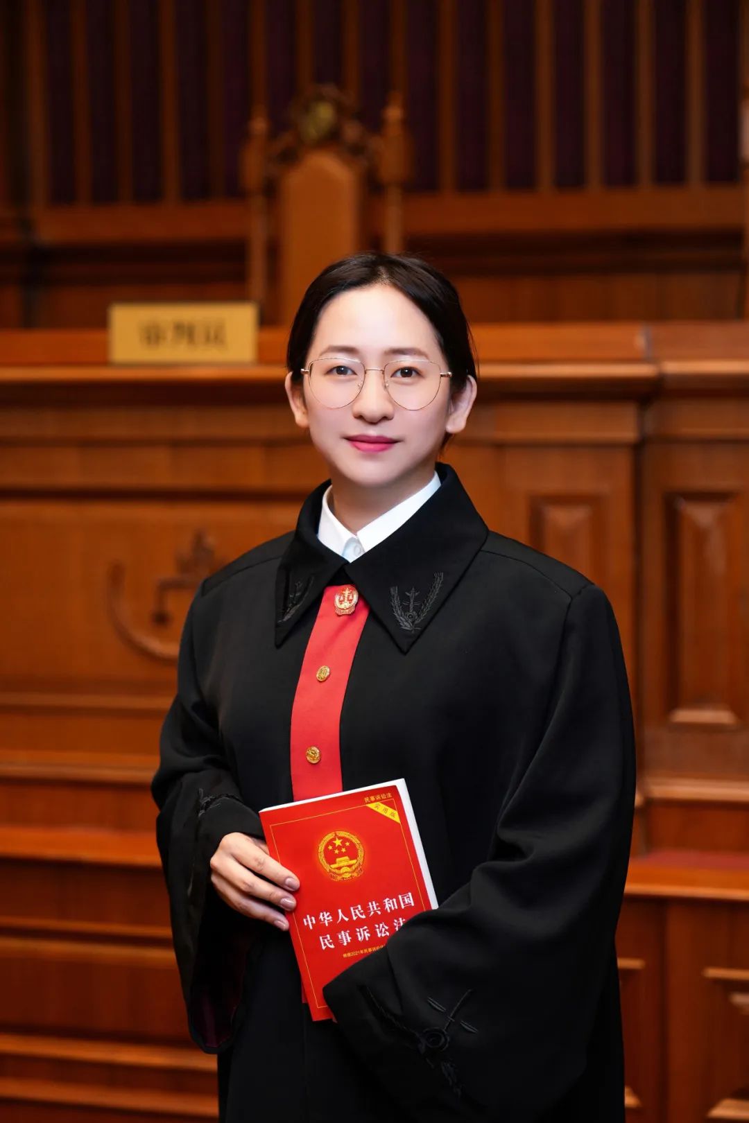 法官助理—————本期作者文字来源 :商事审判庭(知产团队)刘月 庄