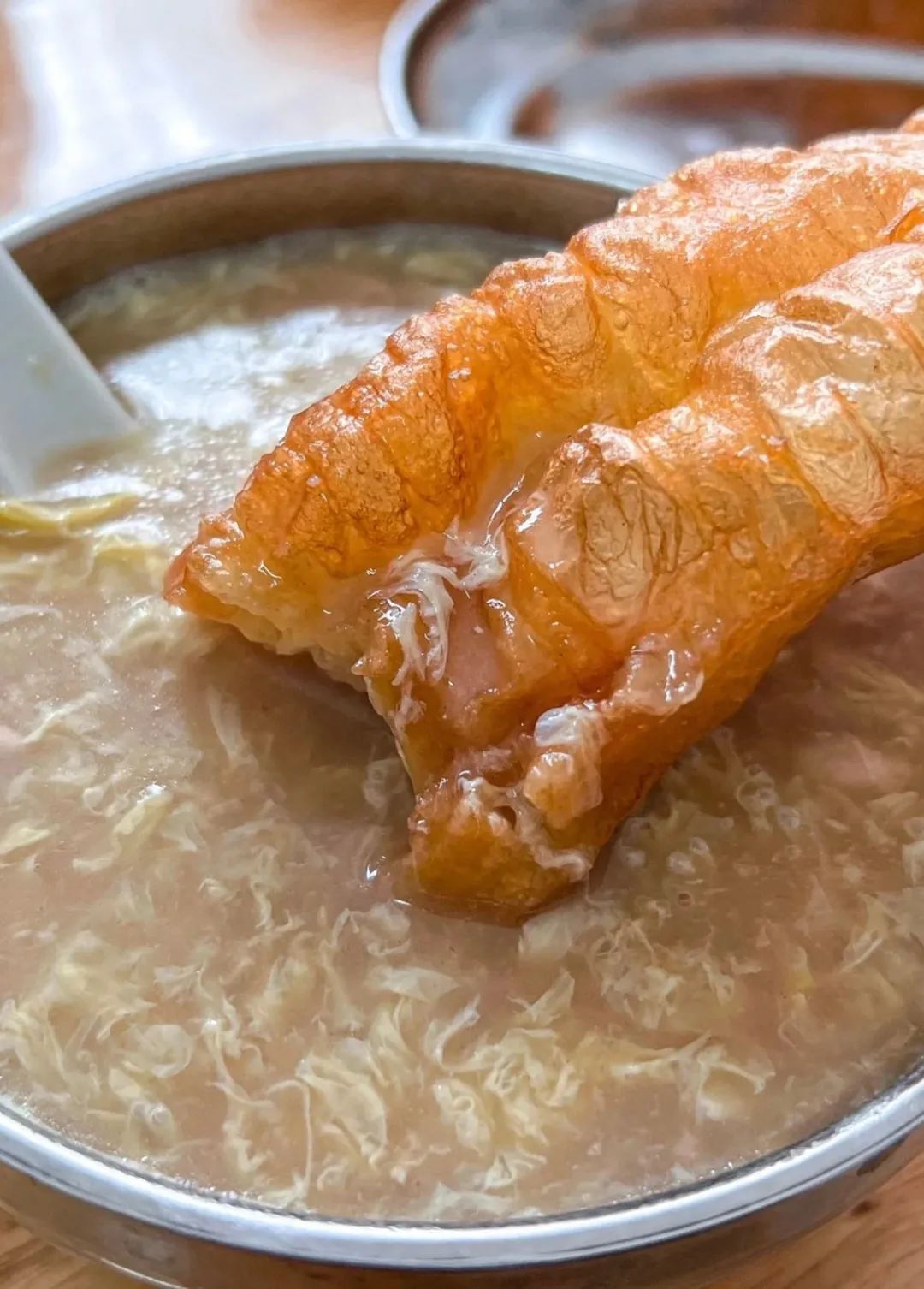 3块钱炫早餐,5块钱芋泥论盆买,这个省会太会吃了