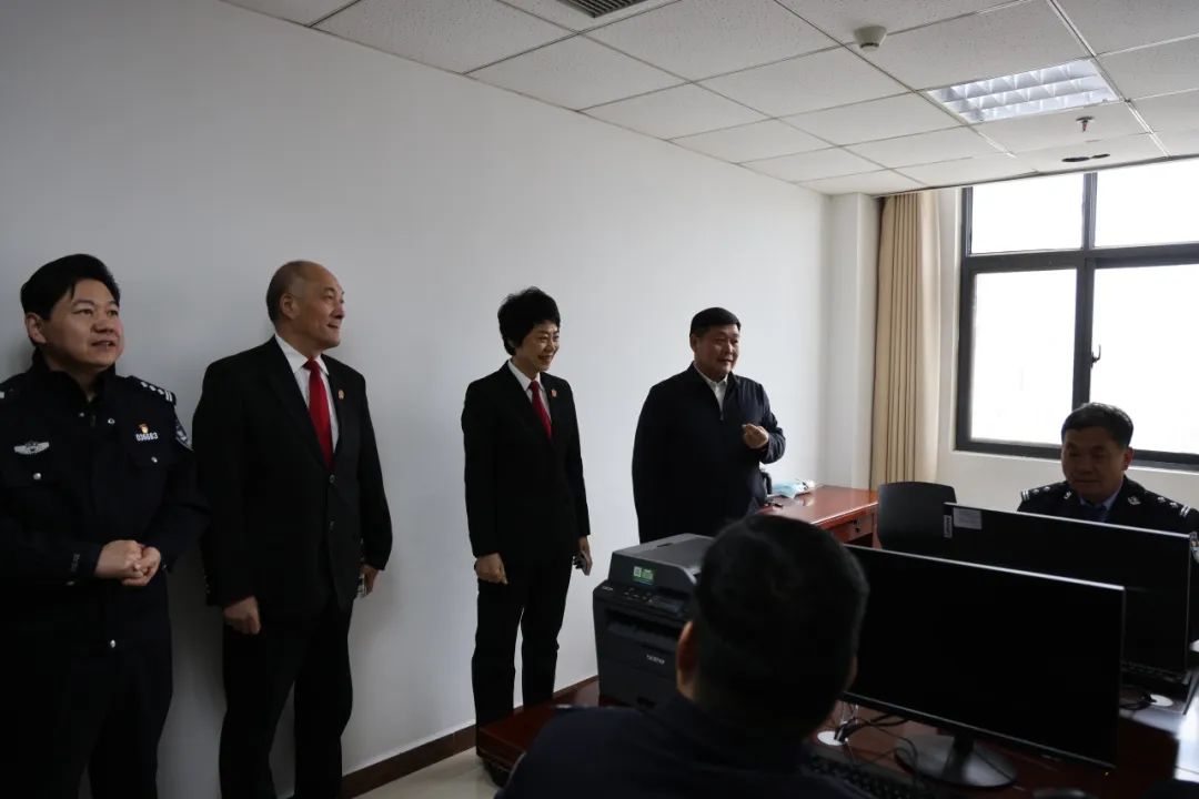 封丘"法院 公安"执行联动警务室揭牌_澎湃号·政务_澎湃新闻-the