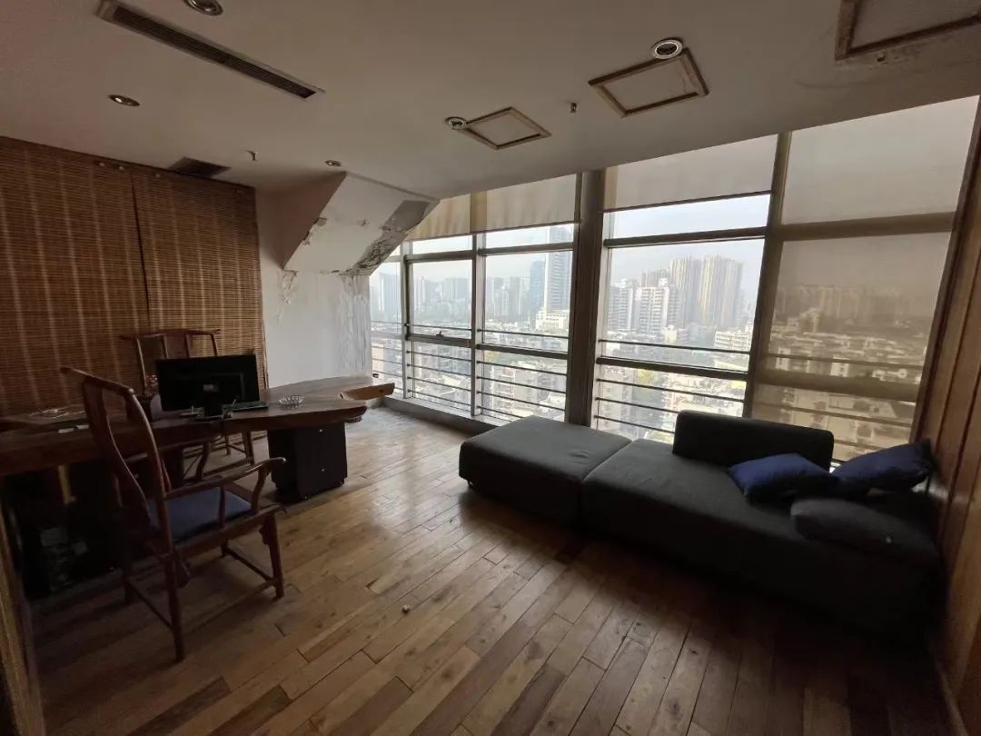 一,标的物:四川省成都市武侯区科华北路62号1栋12楼16号住宅快来挑选