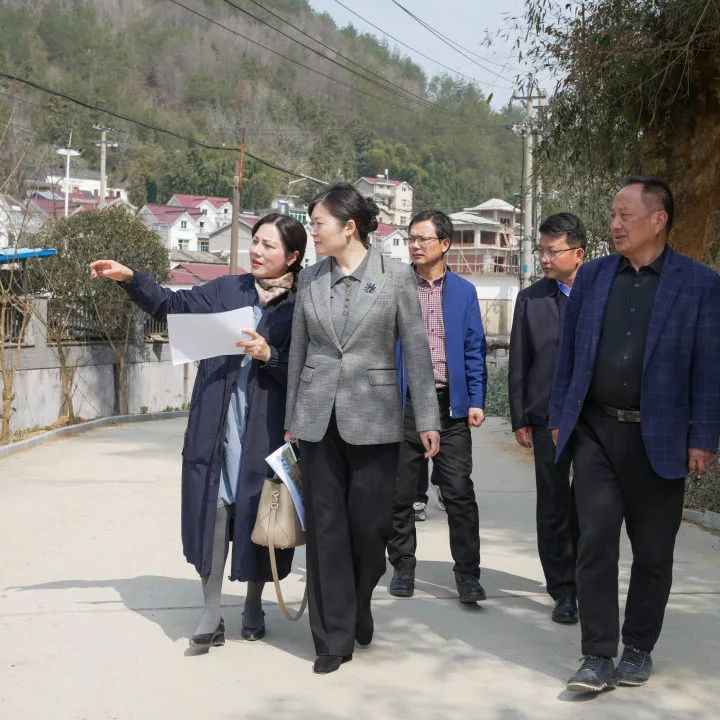 来源 | 张子晨原标题:《省妇联来旌调研和美乡村示范村建设》