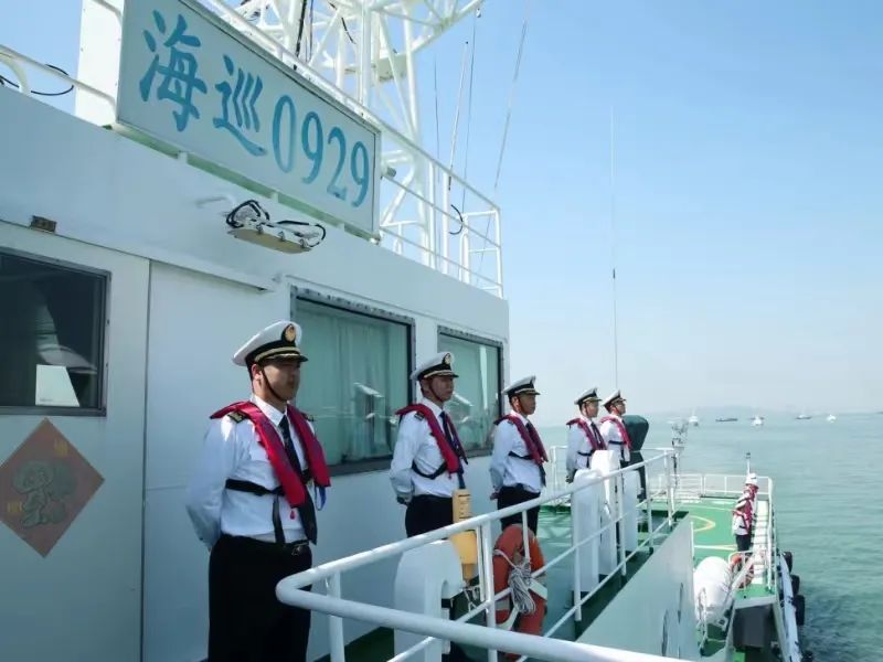 劈波斩浪 托举生命之舟——记大湾区生命之舰"海巡