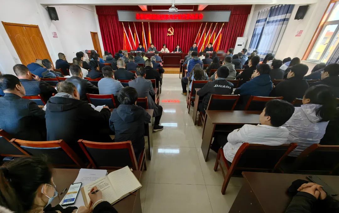 薛海燕指出巡察组要准确把握内涵实质,担负政治巡察职责使命,切实增强