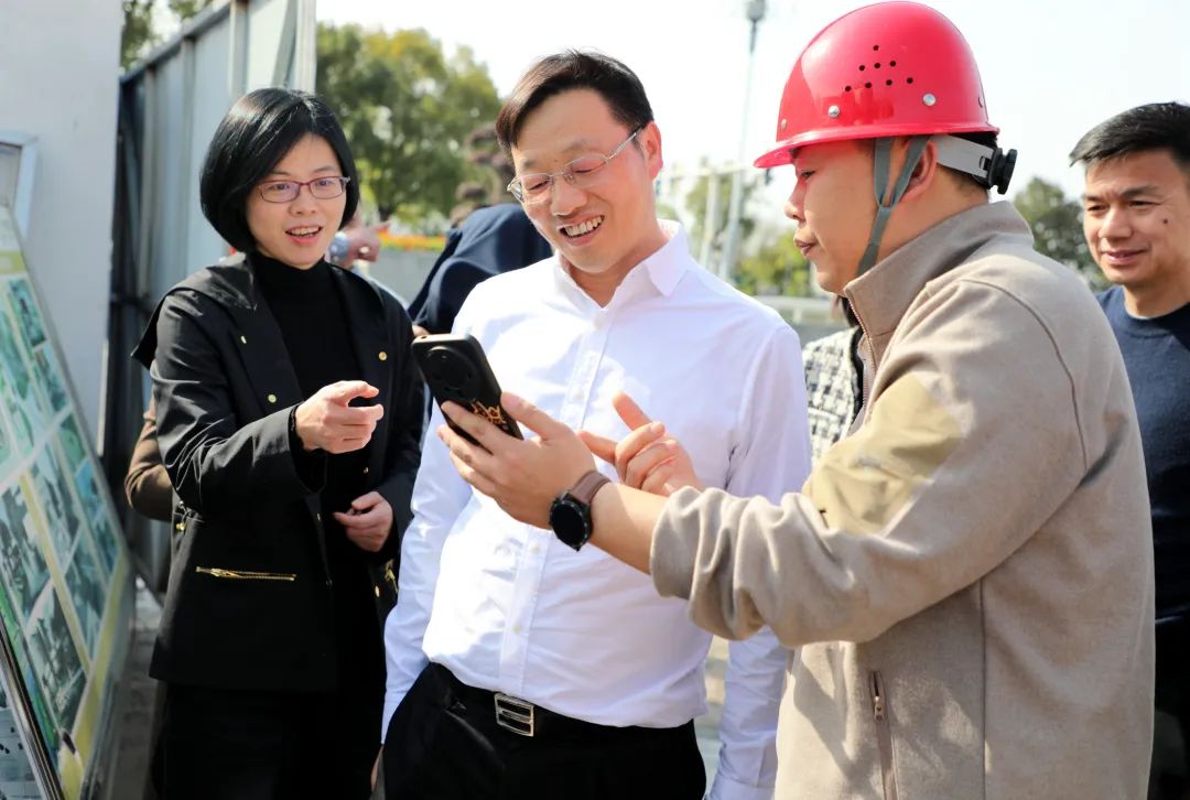 周志军深入外滩片区调研督导重点项目建设情况