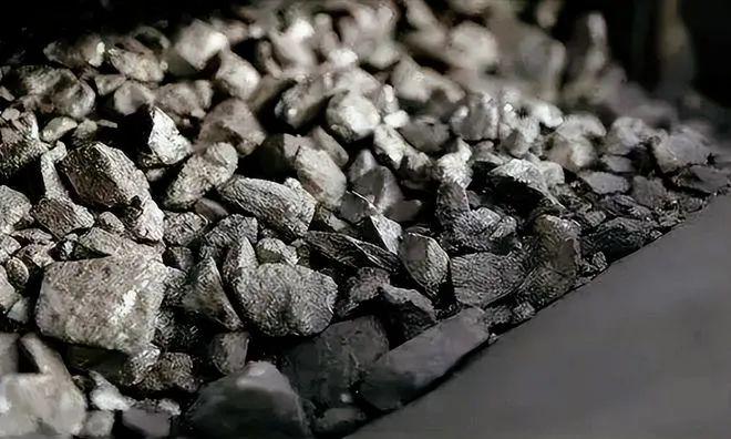 "跌落神坛"的矿石能否"东山再起"?专家:我看悬!