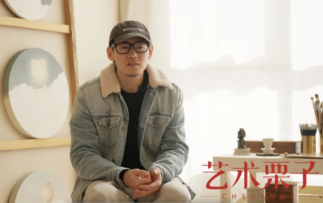 生活上的稳定,为画面带来难能可贵的安静.