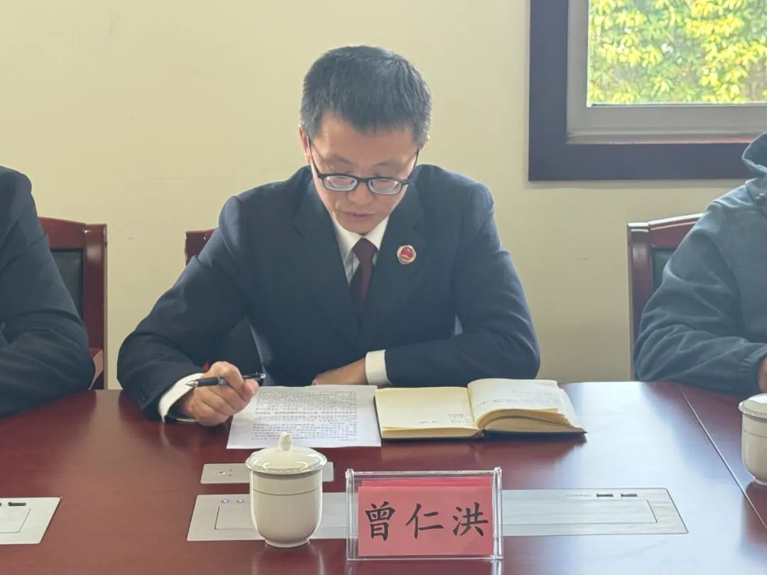 区检察院党组成员,副检察长曾仁洪检察院将以此活动