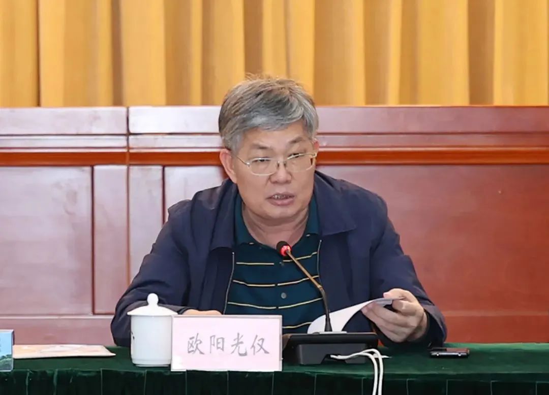 湛江禁毒故事(第1362期)||廉江市召开社区戒毒社区康复工作专题会议