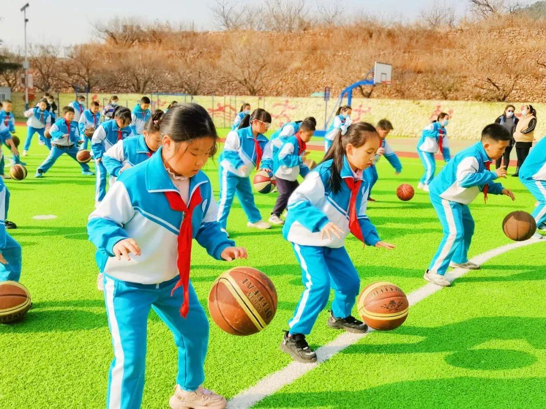 城阳校园课间10分钟快乐值拉满