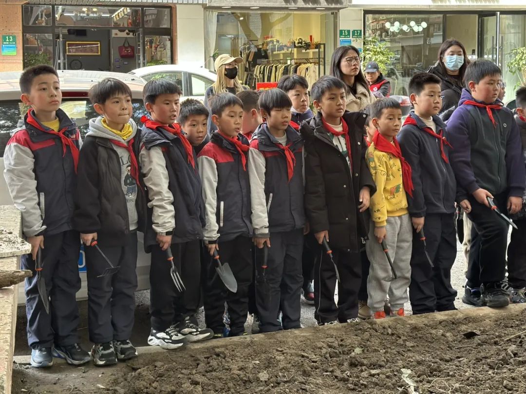 奉贤这个校外实践基地为什么吸引了百名少年?