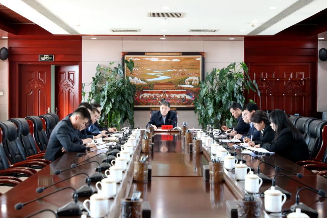 八届市委审计委员会第四次会议召开