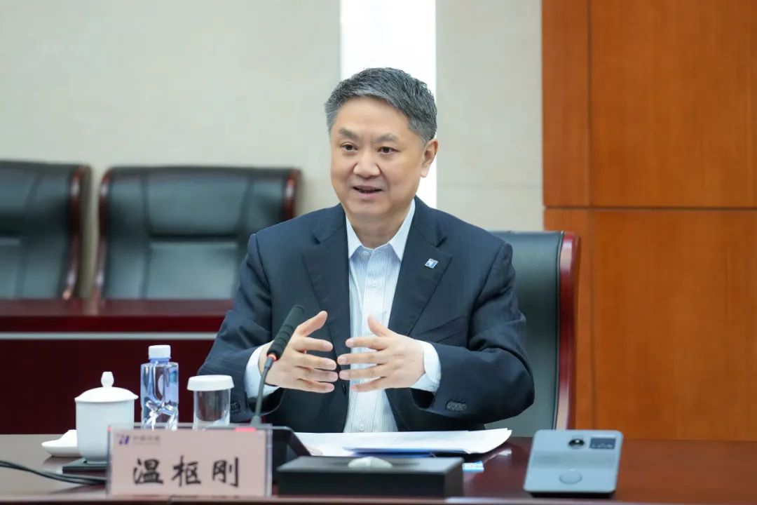 温枢刚会见天合光能董事长高纪凡_澎湃号·政务_澎湃新闻-the paper