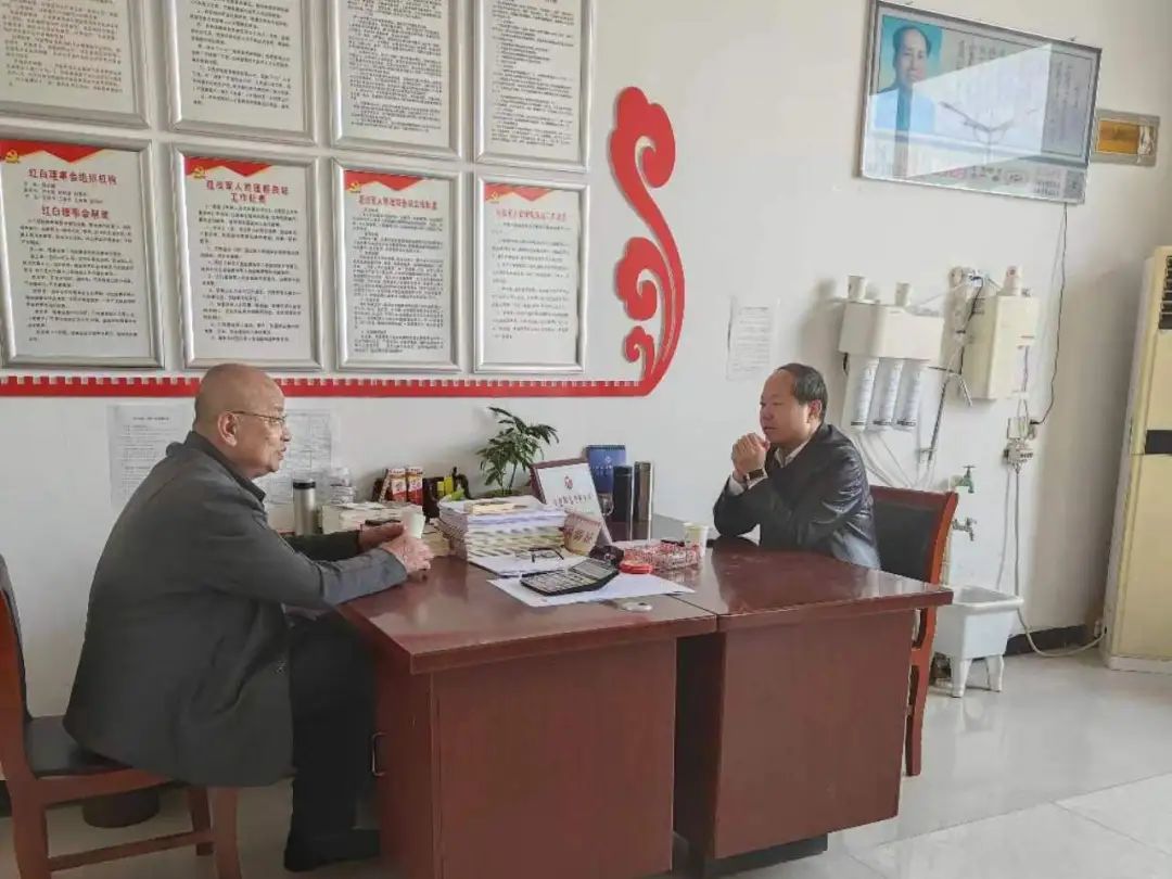 饶阳县人民法院院长孔维国走访第十四届全国人大代表郑