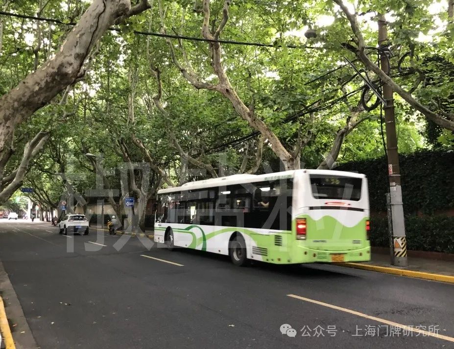 车影行踪 | 独具魅力,势不可挡:96路公共汽车简史