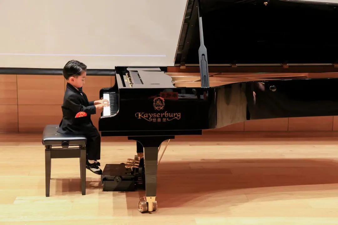 家长不卷了钢琴不好卖了