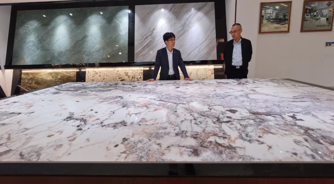 新明珠(广东)新材料有限公司产品研发经理陈章武介绍,目前公司已上新