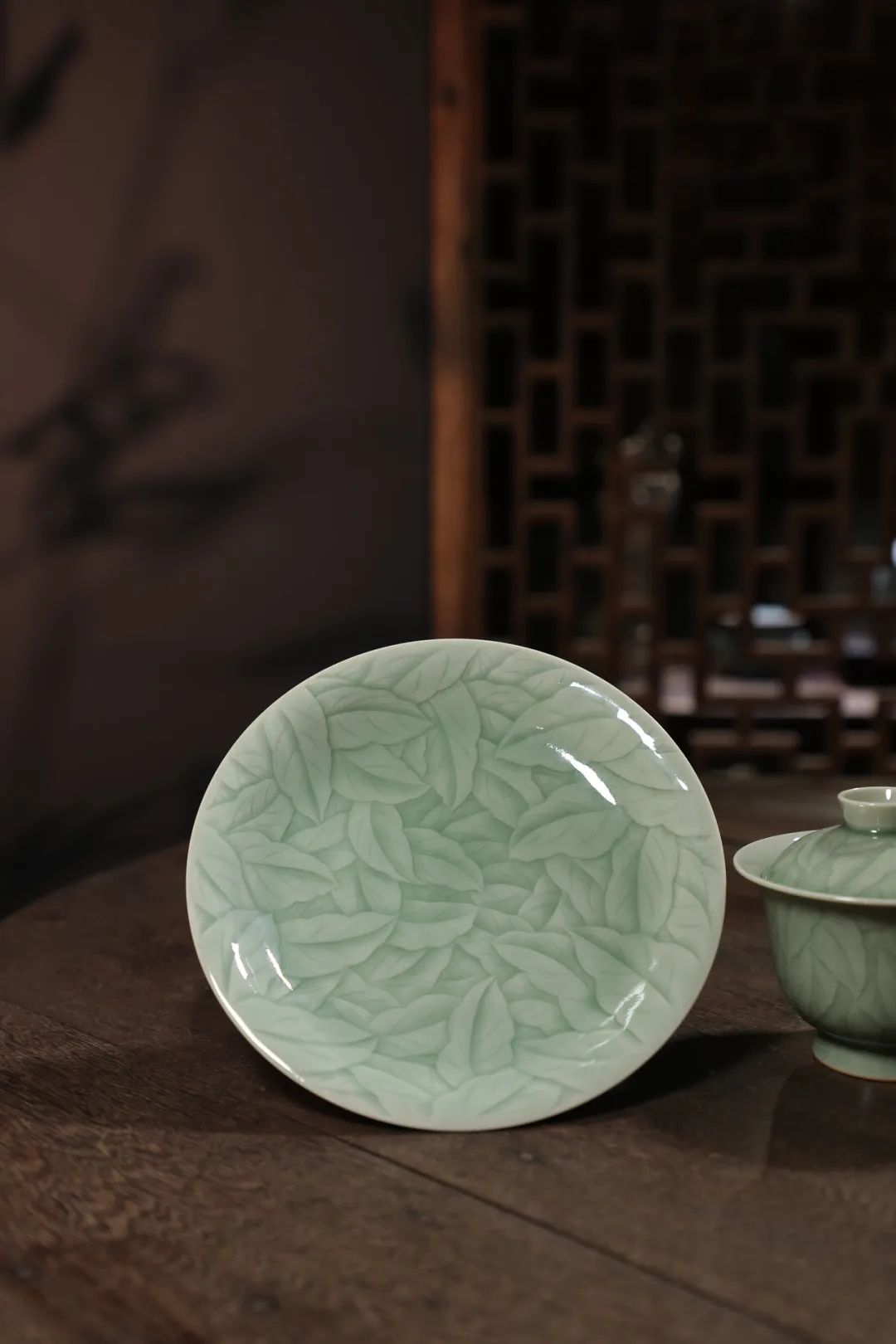 他们把春天装在青瓷杯里 ~