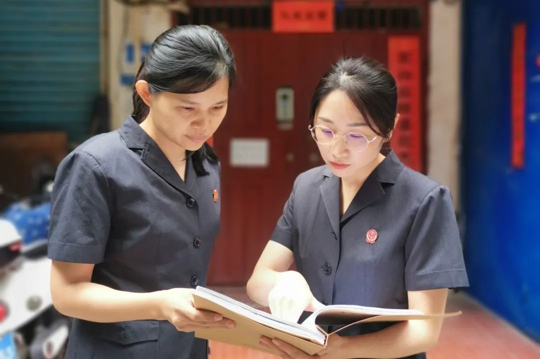 为了防止损失继续扩大,林美霞动之以情,晓之以理,讲明拖延下去将对