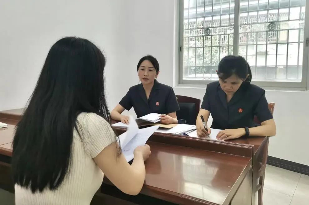 官司输了她却给法官写了封感谢信