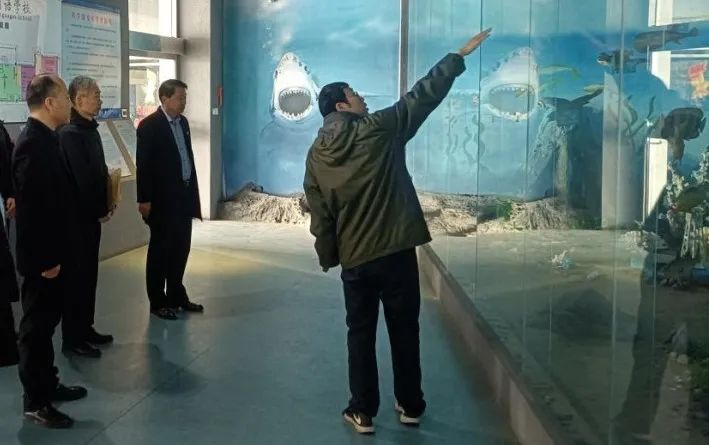 市科技馆馆长李志毅来东港调研民生实事项目