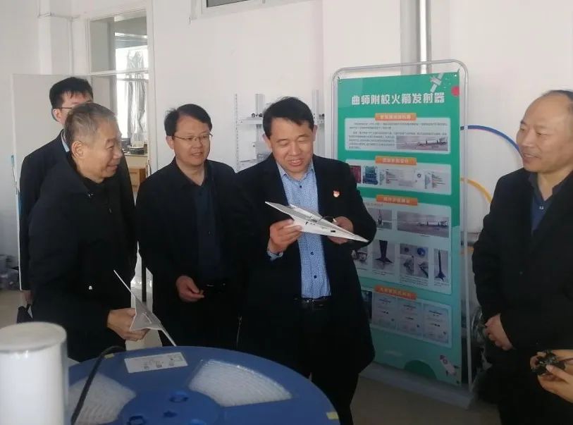 市科技馆馆长李志毅来东港调研民生实事项目