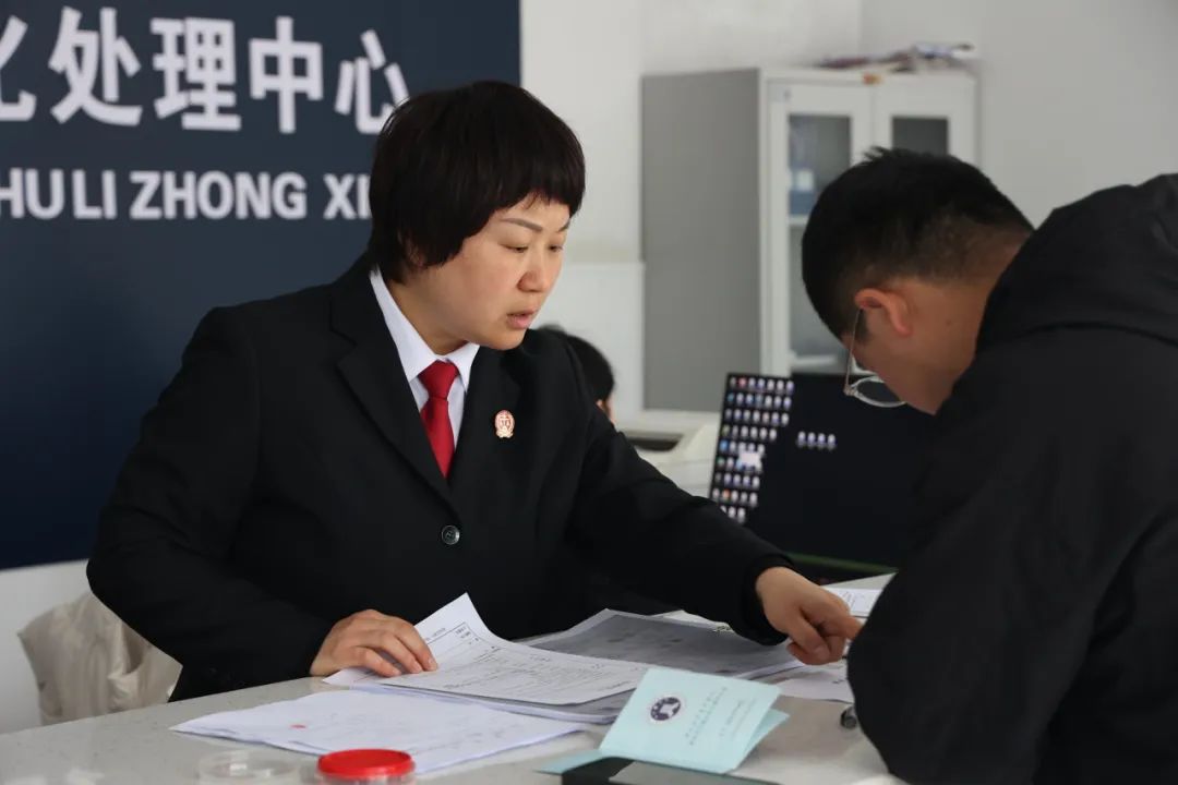 鹿法榜样李敏让当事人更多感受到司法温暖