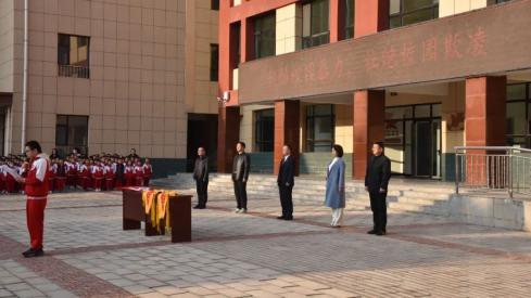 景泰县人民法院喜泉人民法庭庭长孙得军作为法治副校长走进景泰县实验