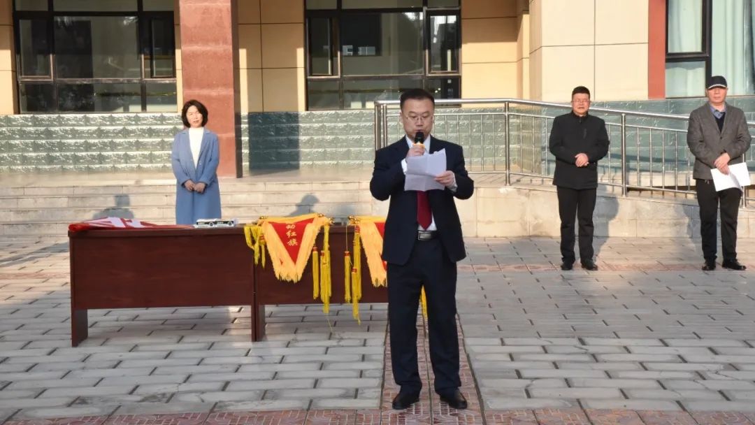 景泰县人民法院喜泉人民法庭庭长孙得军作为法治副校长走进景泰县实验