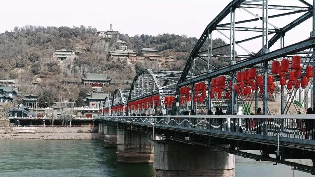 点击图片添加涂鸦(甘肃 | 兰州)中山桥下,波光潋滟桥影与水共绘长卷