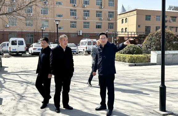 老矿街道3月19日,贾汪区现代农业产业园区召开议政代表会,园区党工委