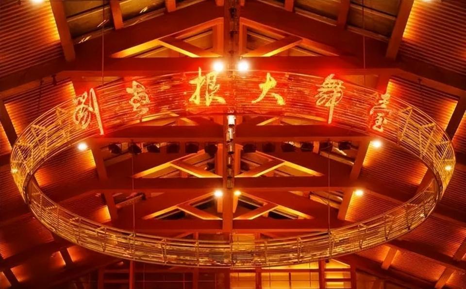 0431-84832222一键导航:东北风大剧院78咨询电
