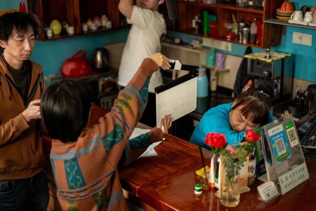 程青松监制电影短片《访问宠物》正式杀青_澎湃号·湃