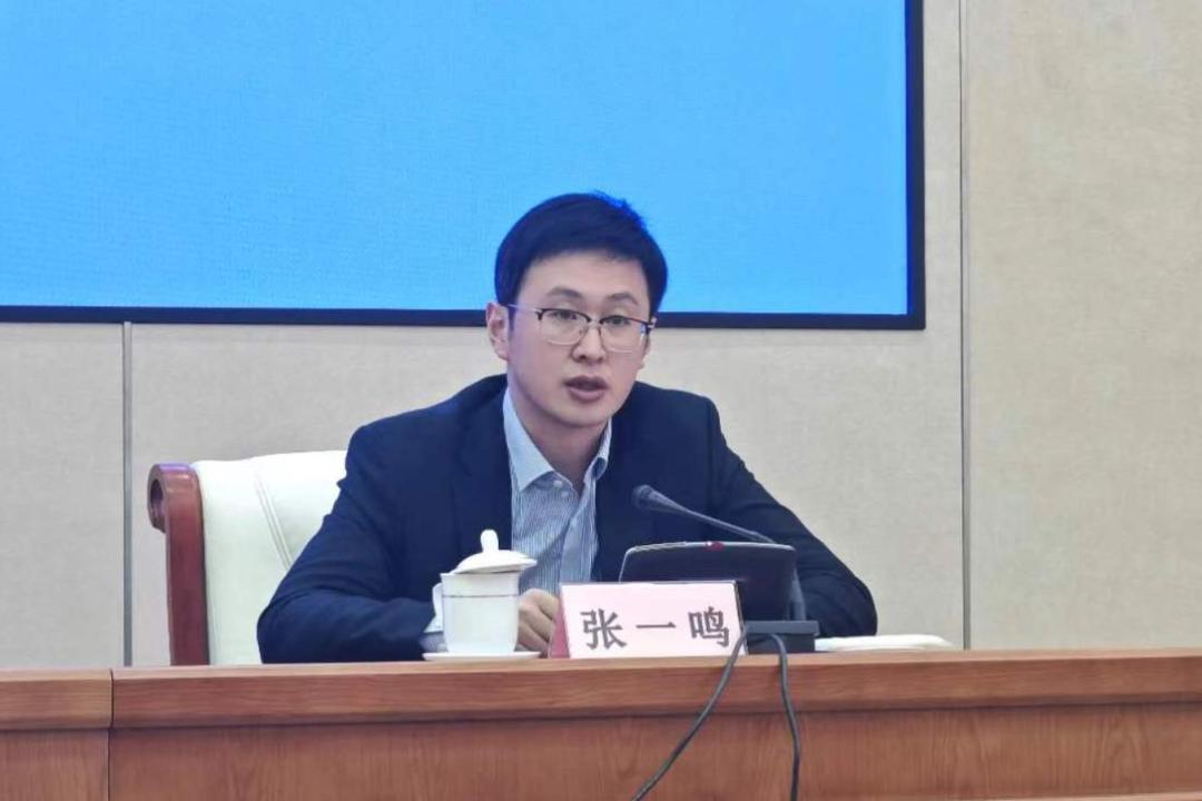 舟山市人力资源和社会保障局养老保险处副处长张一鸣作答答:我市基础